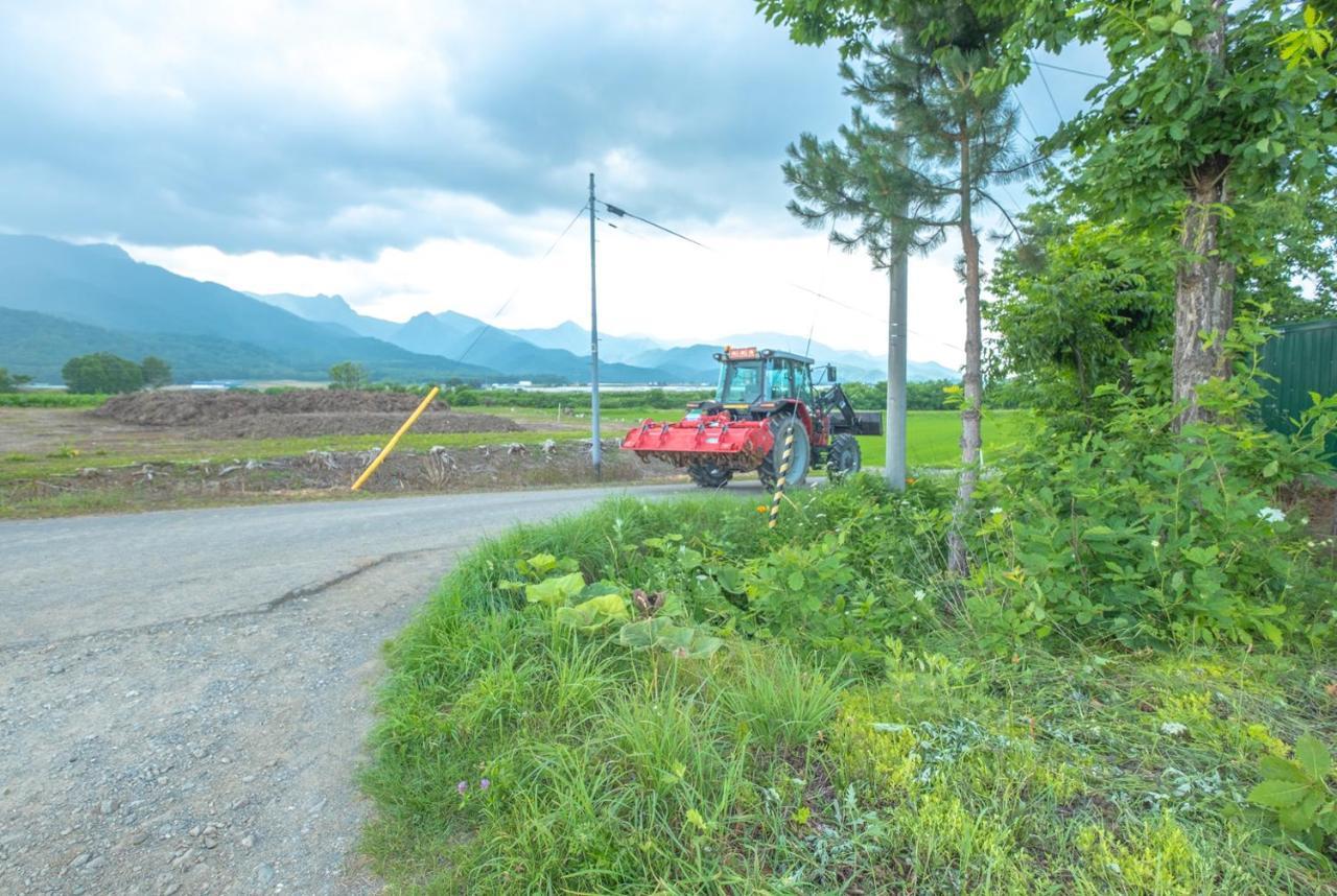 Furano Log House Farm Resort Екстер'єр фото