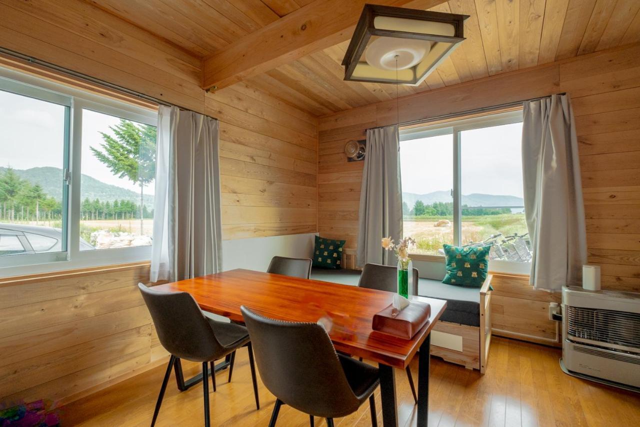 Furano Log House Farm Resort Екстер'єр фото